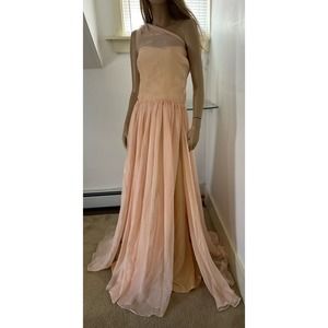 Fame & Partners party dress in Peach color